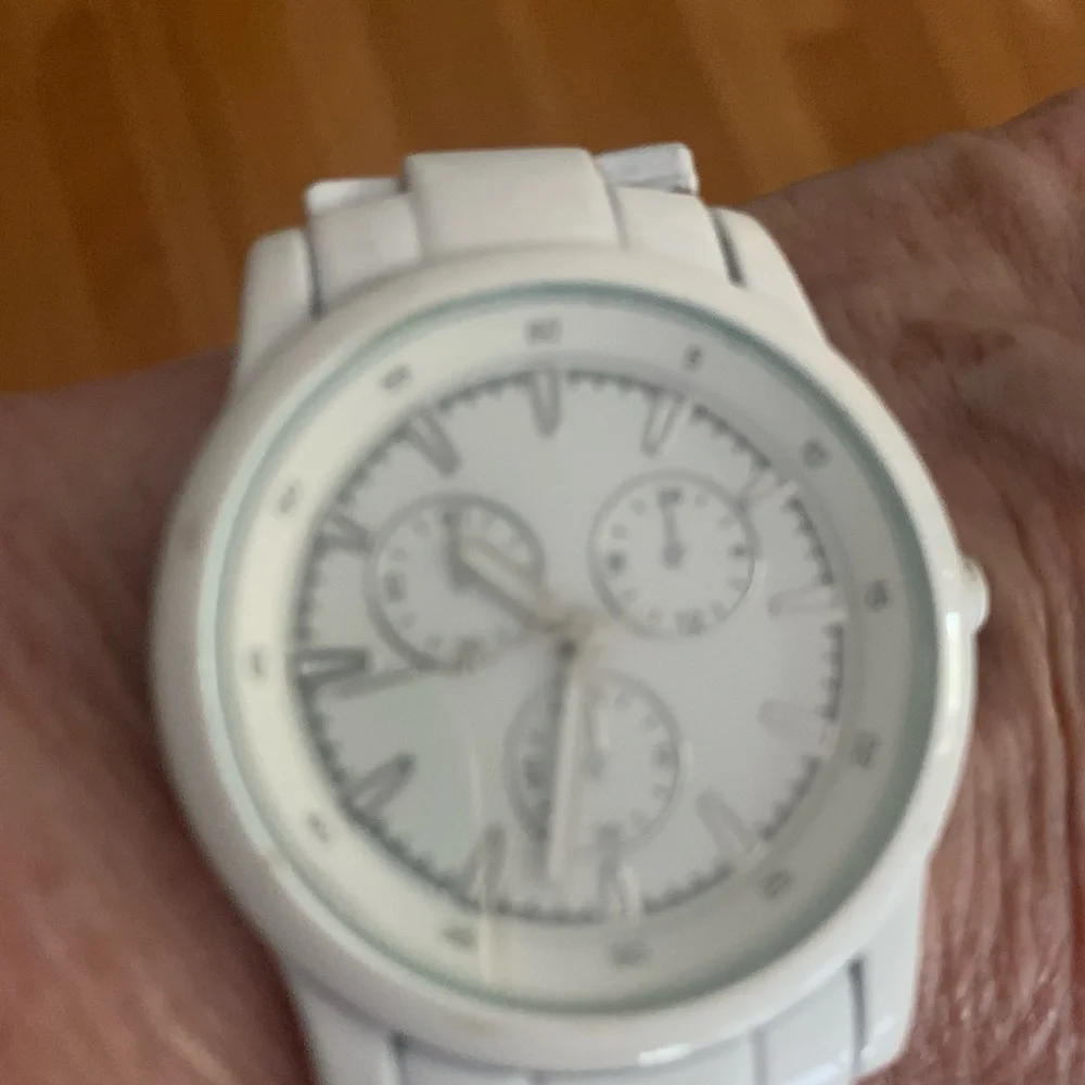 Merona Watch - Picture 3 of 6